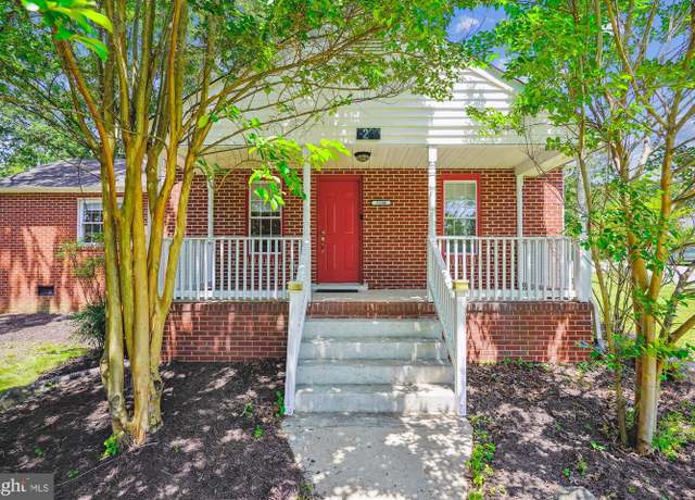 Property at 3200 Lafayette Blvd, Fredericksburg, VA 22408, 3 beds, 2 baths