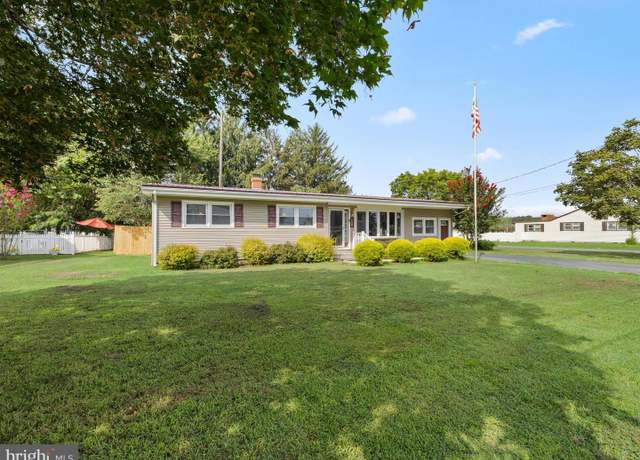 Property at 311 Carolyn St, Georgetown, DE 19947, 3 beds, 2 baths