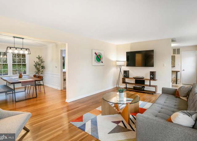 Property at 9700 Delamere Ct, Rockville, MD 20850, 4 beds, 2.5 baths