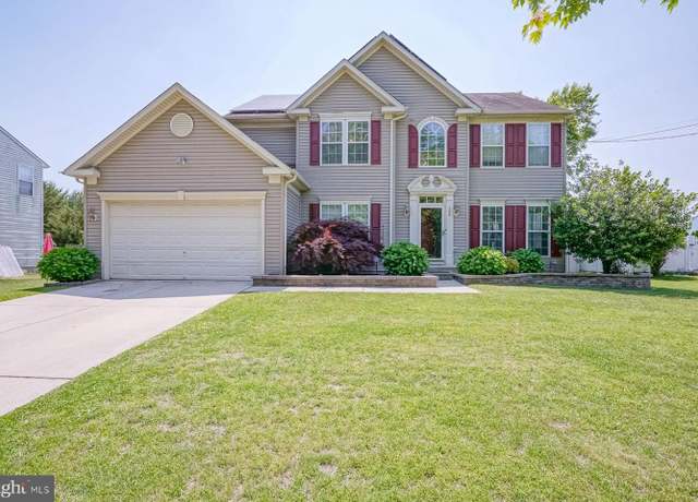 Property at 133 Delaware Ave, Egg Harbor Township, NJ 08234, 4 beds, 3 baths
