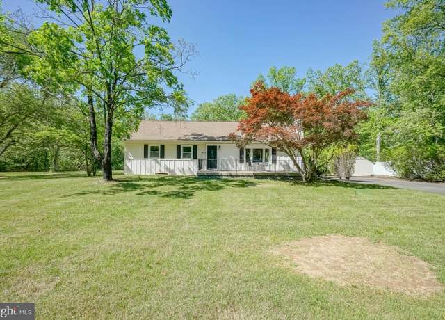 Property at 453 Franklin St, Franklinville, NJ 08322, 4 beds, 3 baths