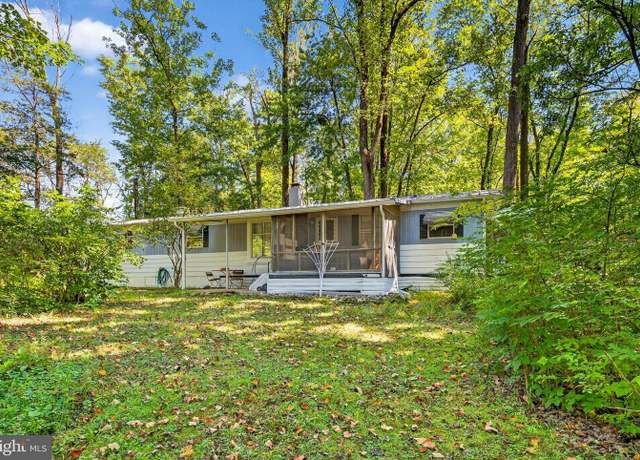 Property at 1951 Quarry Rd, Quakertown, PA 18951, 2 beds, 2.5 baths