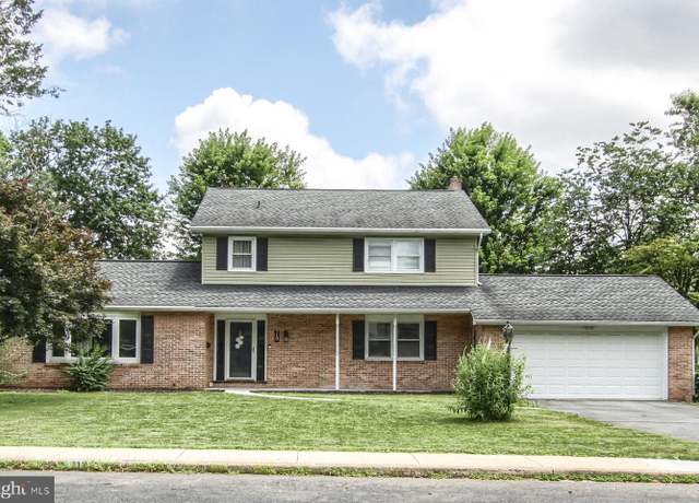 Property at 713 Yorkshire Dr, Carlisle, PA 17013, 4 beds, 2.5 baths