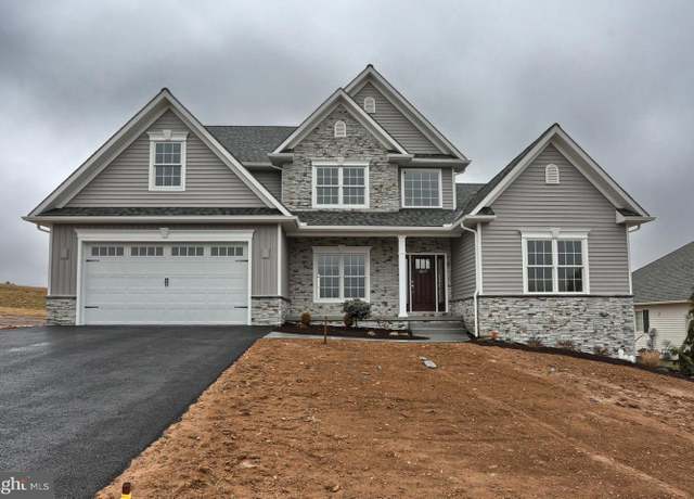 Property at 023 Rolling Meadow Rd, Lebanon, PA 17046, 4 beds, 2.5 baths