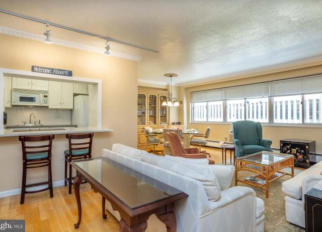 Property at 1900 John F Kennedy Blvd #501, Philadelphia, PA 19103, 2 beds, 1 bath