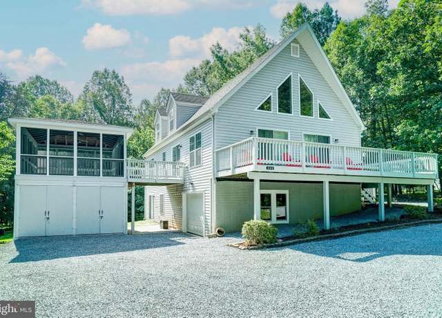 Property at 444 Point Dr, Bumpass, VA 23024, 3 beds, 4 baths