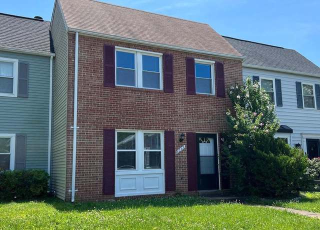 Property at 8305 Sunnyside Ct, Manassas Park, VA 20111, 3 beds, 2.5 baths