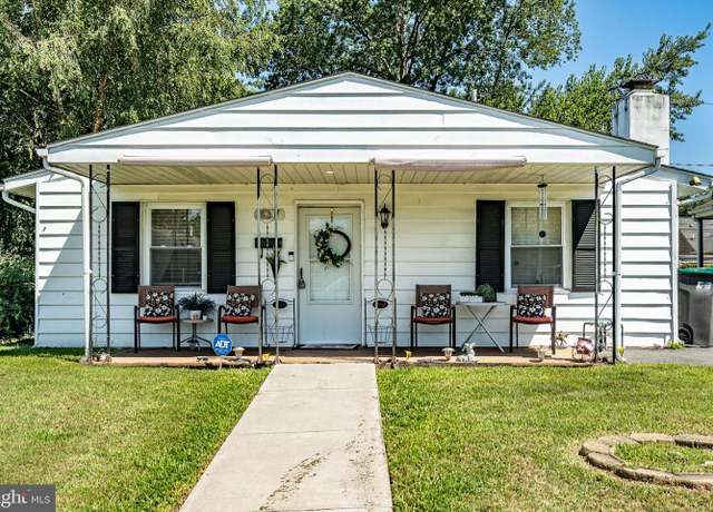 Property at 437 Bethune Dr, Wilmington, DE 19801, 3 beds, 1 bath