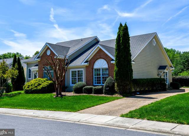 Property at 127 Madison St, La Plata, MD 20646, 2 beds, 2 baths