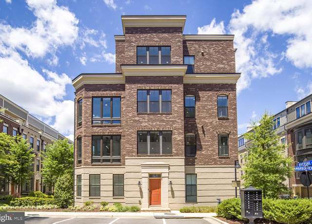 Property at 515 Riversail Ln #430, Oxon Hill, MD 20745, 4 beds, 4 baths