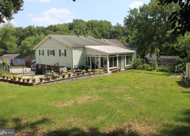 Property at 2206 Olson Ct, Temple Hills, MD 20748, 3 beds, 2 baths