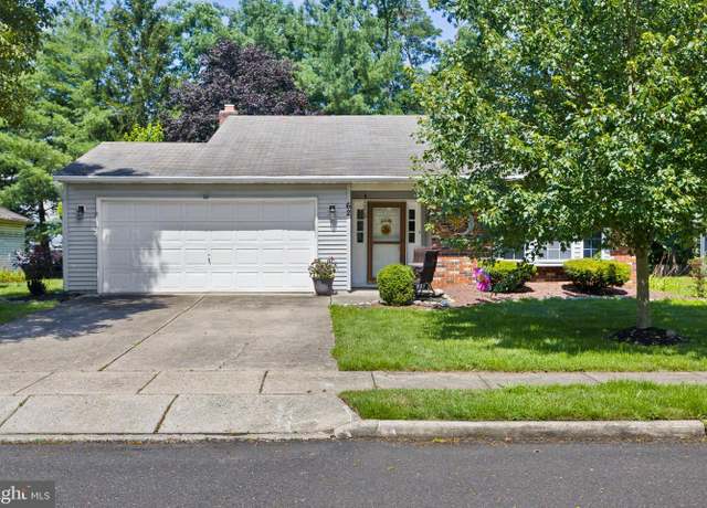 Property at 62 Deep Hollow Ln N, Columbus, NJ 08022, 2 beds, 2 baths
