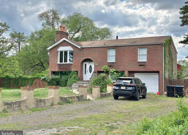 Property at 2315 Ilene Ln, Atco, NJ 08004, 5 beds, 2 baths