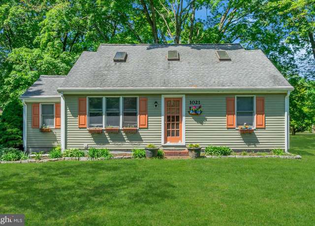 Property at 1021 Swayze Ave, Washington Crossing, PA 18977, 4 beds, 3 baths