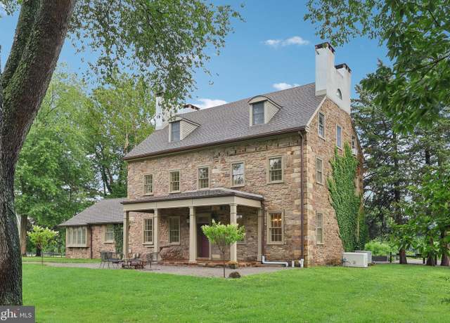 Property at 131 Willowbrook Dr, Doylestown, PA 18901, 5 beds, 4 baths