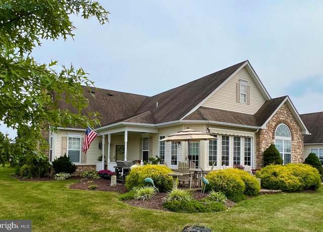 Property at 1033 Burgundy Cir, Pennsburg, PA 18073, 2 beds, 2.5 baths