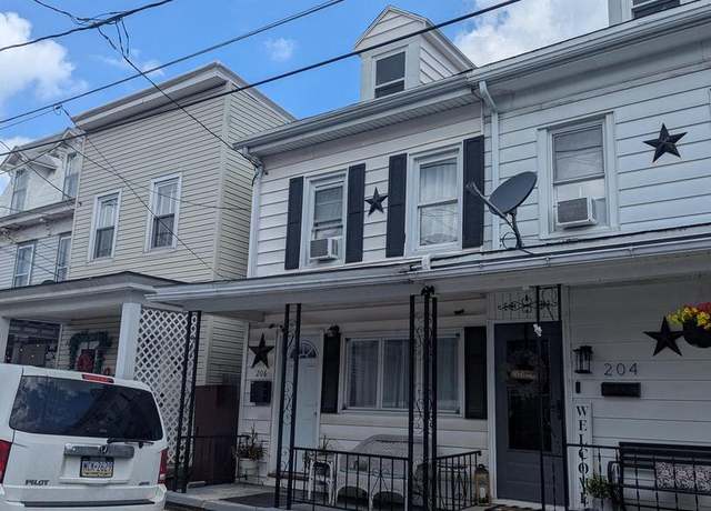 Property at 206 Oak St, Minersville, PA 17954, 3 beds, 1 bath