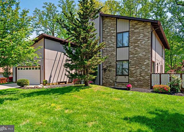 Property at 9103 Home Guard Dr, Burke, VA 22015, 4 beds, 2.5 baths
