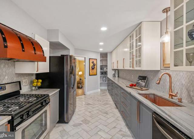 Property at 6353 Brampton Ct, Alexandria, VA 22304, 4 beds, 3 baths