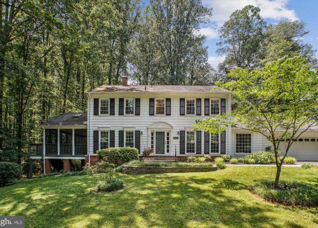 Property at 3010 Phyllmar Pl, Oakton, VA 22124, 5 beds, 3.5 baths