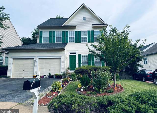 Property at 9218 Greenshire Dr, Manassas Park, VA 20111, 5 beds, 3.5 baths