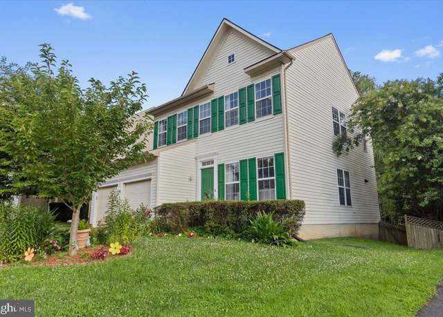 Property at 9218 Greenshire Dr, Manassas Park, VA 20111, 5 beds, 3.5 baths
