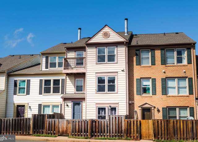 Property at 7529 Belle Grae Dr, Manassas, VA 20109, 3 beds, 2.5 baths