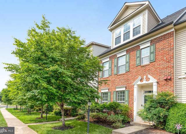 Property at 11972 Tygart Lake Dr, Bristow, VA 20136, 3 beds, 2.5 baths