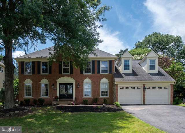 Property at 6904 Lakeland Way, Fredericksburg, VA 22407, 4 beds, 3 baths