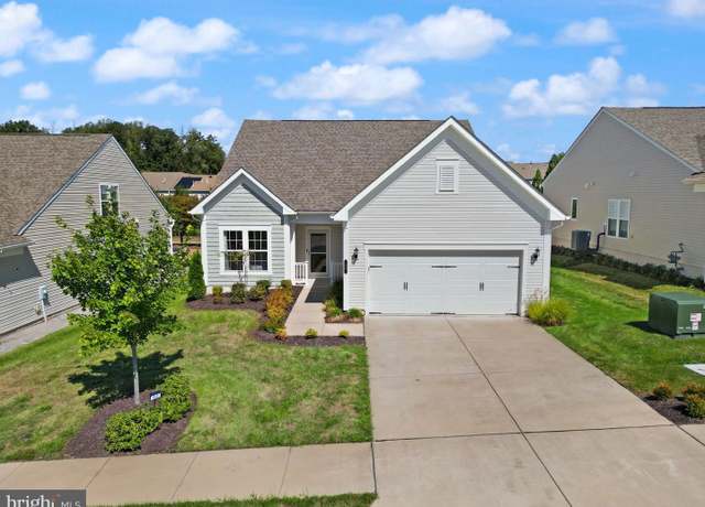 Property at 32 Meares Way, Fredericksburg, VA 22406, 3 beds, 3 baths