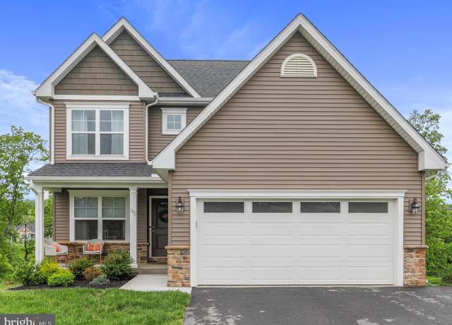 Property at 302 Trifecta Trl, Martinsburg, WV 25404, 3 beds, 3.5 baths