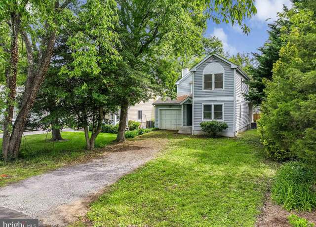 Property at 13 Lawrence Ave, Annapolis, MD 21403, 3 beds, 3 baths