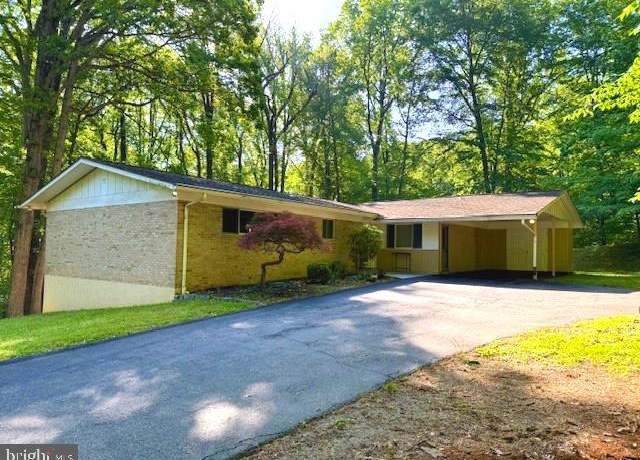 Property at 8114 Anita Rd, Baltimore, MD 21208, 5 beds, 3 baths