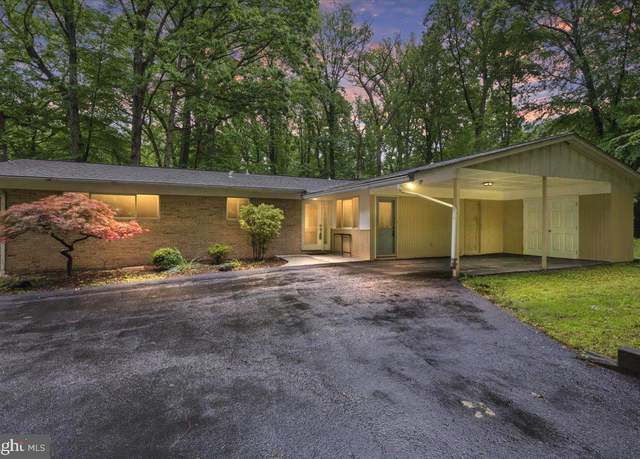 Property at 8114 Anita Rd, Baltimore, MD 21208, 5 beds, 3 baths