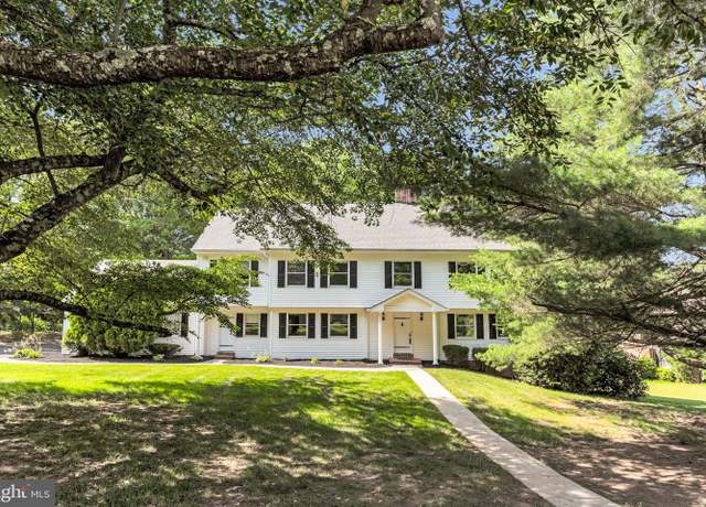 Property at 6651 Isle Of Skye Dr, Highland, MD 20777, 5 beds, 5.5 baths