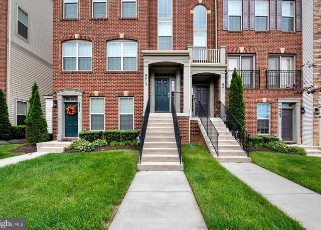 Property at 9413 Geaton Park Pl, Lanham, MD 20706, 3 beds, 2.5 baths