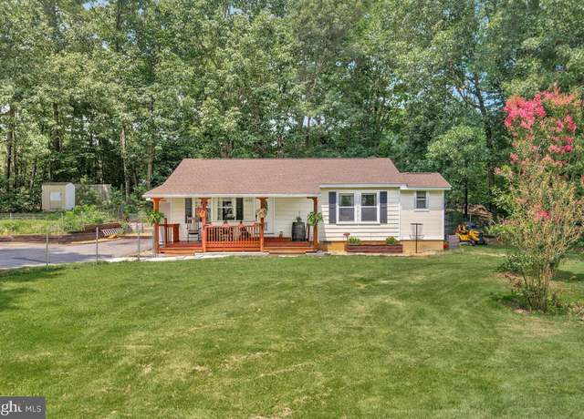 Property at 19775 Oak Ct, Lexington Park, MD 20653, 2 beds, 2 baths
