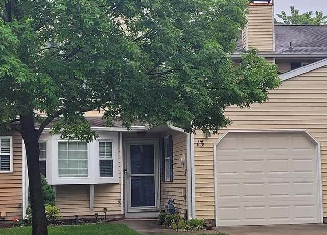 Property at 13 Amherst Ct, Bordentown, NJ 08505, 2 beds, 2.5 baths