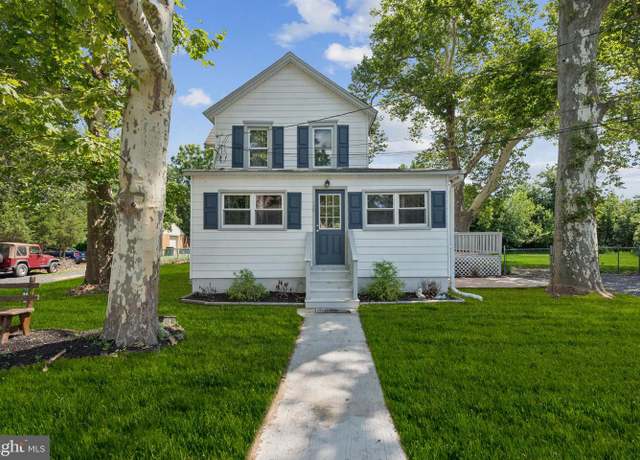 Property at 538 3rd St, Atco, NJ 08004, 2 beds, 2 baths