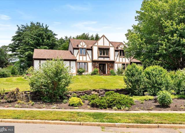 Property at 1 Pardee Pl, Ewing, NJ 08628, 4 beds, 2.5 baths