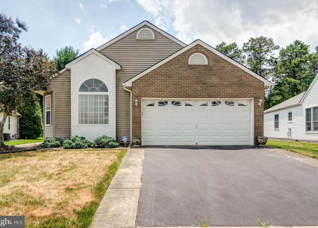 Property at 60 Canterbury Ln, Toms River, NJ 08757, 2 beds, 2 baths