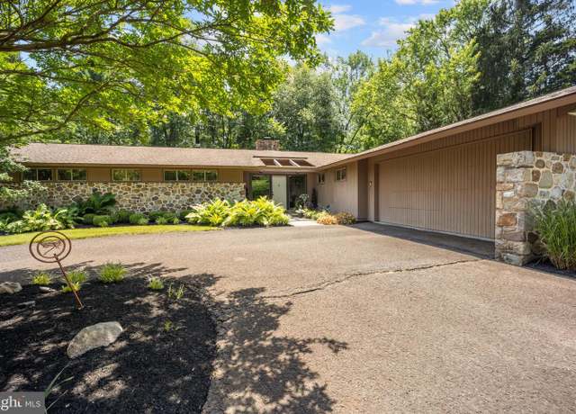 Property at 1255 Valley Hill Trl, Churchville, PA 18966, 4 beds, 2.5 baths