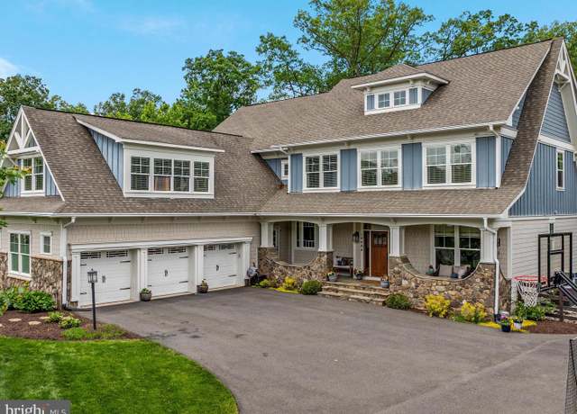 Property at 14484 Bluff Point Ct, Gainesville, VA 20155, 6 beds, 6.5 baths