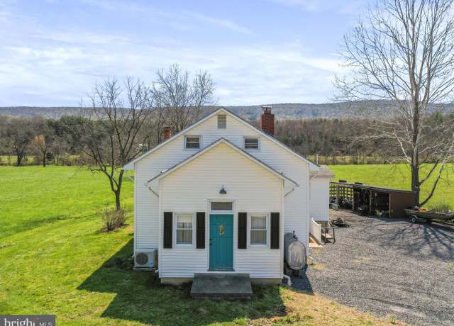 Property at 8610 Fort Valley Rd, Fort Valley, VA 22652, 3 beds, 2 baths