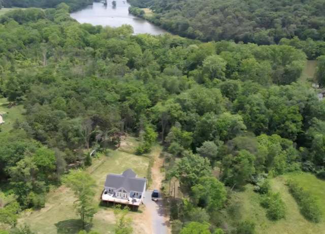 Property at 3612 Panhandle Rd, Front Royal, VA 22630, 4 beds, 3 baths