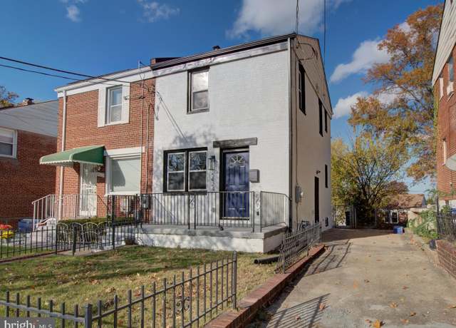 Property at 5424 C St SE, Washington, DC 20019, 3 beds, 2 baths