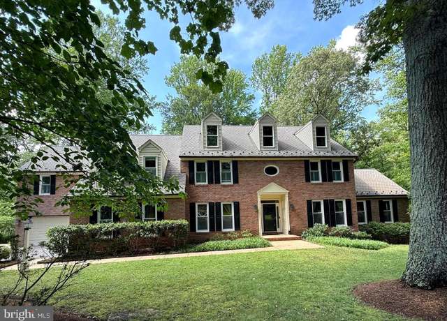 Property at 922 Malvern Hill Dr, Davidsonville, MD 21035, 4 beds, 4.5 baths