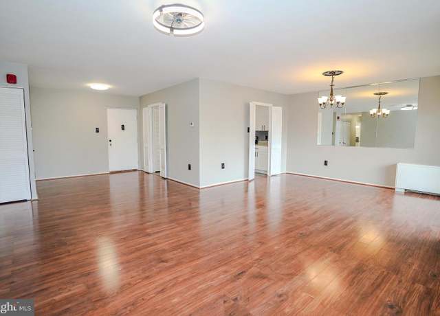 Property at 3737 Clarks Ln #304, Baltimore, MD 21215, 1 bed, 1 bath