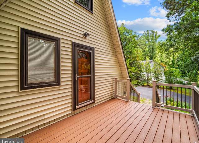 Property at 5882 Calvert Blvd, St Leonard, MD 20685, 3 beds, 1 bath