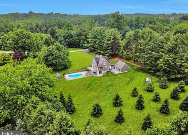 Property at 2508 Flagg Meadow Ct, Finksburg, MD 21048, 4 beds, 2.5 baths